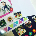 こんにちは！モニプラさんで、みんなのシールを試しています！とにかく作るのも楽しいし貼るのも楽しい！早速手帳やスマホケースなどいろいろ貼ってみました！また、プレゼントにもぴったりでプレゼントしたら大喜び&hellip;のInstagram画像