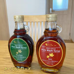 ロイヤルユキのメープルシロップ食べ比べ😊✨パンケーキにたっぷりかけていただきました👌❣️赤いパッケージのdarkの方はよくお店で出てくる甘いメープルシロップ✨パンケーキとの相性抜群&hellip;のInstagram画像