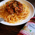 *『デラノンナ　イタリア直輸入パスタソース』◾トマト＆オリーブ◾トマトと3種のチーズ上記、2種を各2個づついただきました。**トマトのフレッシュな味わいをキープするため２つ&hellip;のInstagram画像