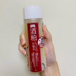 @pdc_jp 様のワフードメイド酒粕しっとり化粧水をお試しさせて頂きました🍶**☑︎キュウリ果実エキスしっとりとした肌に導く☑︎米セラミドもっちりとしたハリ肌に導く&hellip;のInstagram画像