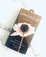 8種の天然由来フラワーセラムをはじめ、14種の保湿成分が配合されているアイライナー。ローストブラウンを使ってみました。リキッドタイプのアイライナーで、筆先は0.1mmの極細毛なので、コ&hellip;のInstagram画像