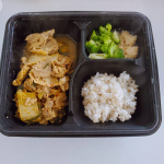 引き続き減量は意識しているものの、ストレス、過食、暴飲暴食を繰り返し自己嫌悪のループ♻️でやけになりつつあるダイエット&hellip;😢お昼ごはんにダイエティシャン、いただいてみました🍽️Dieti&hellip;のInstagram画像