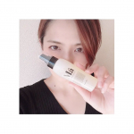 オイルバームに続きMaヘアーオイルも使用しております☺️☺️☺️毛先の乾燥気になる季節なので毎日しようしてる👍天然馬油の成分で髪をしっかり保湿してくれます。馬油ってけっこうベタつくかな&hellip;のInstagram画像