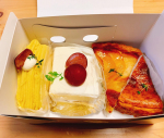 .今月末が結婚記念日毎年ケーキを買って家族で食べていますが、今年はどこにしようか&hellip;と悩み中数年前に一度だけ行ったラムズイヤーさんはどうかと、昨日行ってきました！店員さん、色々と教えてい&hellip;のInstagram画像