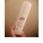 もちもち泡のクレンジングphバランサー バランスホイップWクレンザー のモニターをさせていただきました！！ しっかりメイクをおとせて、しかもお肌に優しいので最近マスクの肌荒れが気になってま&hellip;のInstagram画像