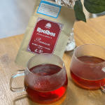 ☕︎家にいる時間が多いのでリラックスタイムに楽しめるお茶を探してて初ルイボスティー🌱にトライ💕😊エンビロンのルイボスティーもずーっと気になってたんやけど買うタイミング逃してしま&hellip;のInstagram画像
