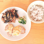 【手軽に食べたい人も、理想的な身体作りを目指す人にも】 おうちで自分1人でいるときのお昼ごはんってどうされていますか？  私は夫と一緒に食べるために料理をするのは苦にな&hellip;のInstagram画像