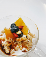 おはようございます☀昨日の月食綺麗でしたね🌕✨月のエネルギーをしっかり受け止めて、美肌育成に励んでます😊✨美肌にとって、腸活は必須です👌ヨーグルトも色々あるけどちゃんと&hellip;のInstagram画像