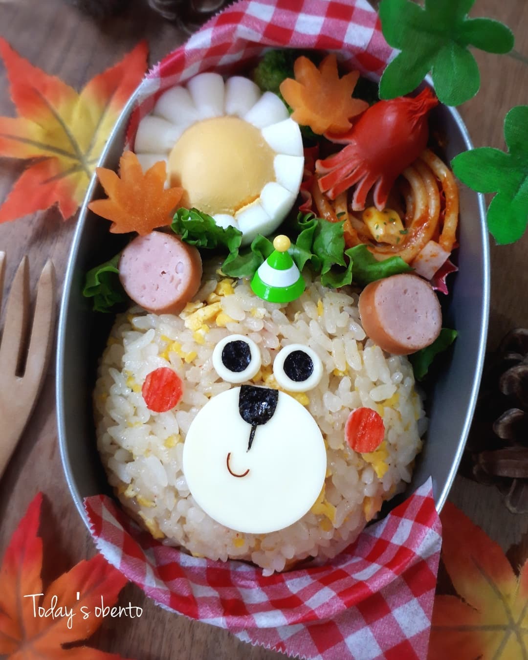 口コミ投稿：2021.11.22☔本日の幼稚園弁当はチャーハンでくま弁当🐻・・おやつはキャラメルチョコ…
