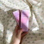 お気に入りすぎるカラコン🥺🤍！ピンクブラウンだけど、付けてみると自然に馴染んでかわいい🥲！縁がドット仕様だからカラコンつけてる感もなくすごいナチュラル🩰今回はいただいたものだけどこれからも&hellip;のInstagram画像