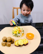 A kitchen item that can be used as a cutting board or a plate🍽🍳My son looks happy too🍚An efficie&hellip;のInstagram画像