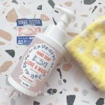 薬用ハンドソープ LOVE & WASHでしっかり手洗い習慣🙌✨✨⁡⁡毎日手洗い、消毒が習慣になりましたね🥰コロナ時代の手洗いに、愛と清潔を贈るハンドソープ「LOVE & WASH(ラブ ア&hellip;のInstagram画像