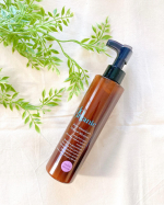 大人のボディ乳液🧴⁡🧁𝔽𝕠𝕝𝕝𝕠𝕨 𝕞𝕖🧁@koke_maverick_designer⁡⁡夜寝る前にボディクリームを塗ってマッサージをしているんだけど（特に腕・お腹・&hellip;のInstagram画像