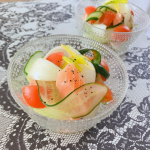 ちょっと一品。玉ねぎとサーモンのマリネ。***ハウス食品グループ本社（株）さまの3種の玉ねぎ食べ比べのモニターをさせていただきました⑅◡̈*いただいた玉ねぎは3種類。そ&hellip;のInstagram画像