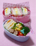 𖠇おはようございます(◍&bull;ᴗ&bull;◍)雨が上がって今日は暖かくなるそうです。だけど娘が家を出る6時20分頃はまだまだ暗くて寒いー‼︎朝起きてお弁当作るのも夜中じゃないかと思うほどです((@&hellip;のInstagram画像