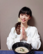 家に帰るのが遅くなり『夜ご飯たべるのどうしようかなー』 なんてことありますよねそんな時に手軽で美味しいと思って最近ハマっているのがテーブルランドさんの【とりぞうすい】【ホタ&hellip;のInstagram画像