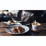 12月11日(土)朝ごはん𝙶𝚘𝚘𝚍 𝚖𝚘𝚛𝚗𝚒𝚗𝚐&lrm;𓂃 𓈒𓏸母が作ってくれたレーズンパウンドケーキに手作りの全粒粉パンで朝ごはん𓎩𓌉𓇋 &lrm;スープは、バターナッツかぼちゃのポタージュ&lrm;𓂃&hellip;のInstagram画像