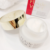 「こっくりだけど、ベタつかないクリーム」の画像