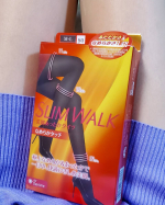 大人気スリムウォーク❤️のあったかタイツなめらかタッチ@slimwalk_pip控えめに言ってめちゃめちゃ良き〜🥰🥰キツすぎない着圧だから履きやすいのにむくみしらず❤️&hellip;のInstagram画像