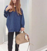 ____今年のトレンド！レイヤード風チュニックニットウエストからのデザインが細身のシルエットにしてくれる。バックスタイルもおしゃれでカジュアルに着こなせるのがスキ！&hellip;のInstagram画像