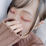 ようやくひと段落ついたので、久しぶりの投稿になります！エポラーシェ様（ @eporashe ）のアイシャドウベースを使用しました！◽︎ベースを塗ることによって、アイシャドウの発色が良くなり&hellip;のInstagram画像