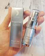 こんばんは！今日は#リソウコーポレーション  の#リペアジェル を頂いたのでそれのお試し！#乾燥肌 や #年齢肌 をしっかり #保湿 してくれるんだって。#無農薬栽培米&hellip;のInstagram画像