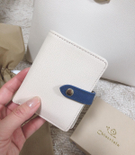 コンパクトなのに、カード、お札がたっぷり収納でき、コインケースもあるお洒落なお財布♫バイカラー スリム 二つ折り財布【CHIOCCIOLA/キオッチョラ】@glencheck_offi&hellip;のInstagram画像