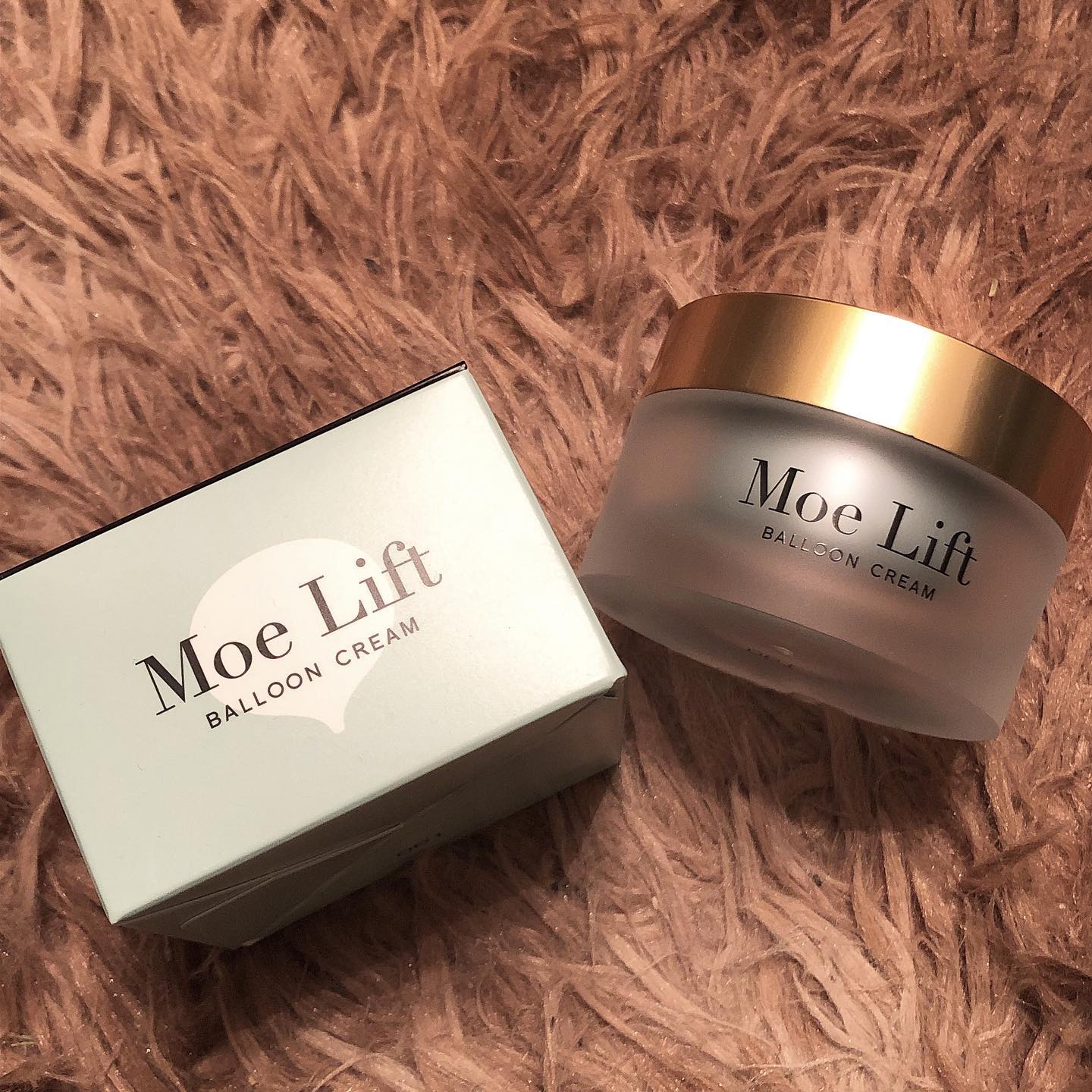 口コミ投稿：.✨モエリフト✨クリームです🤗ハリ感がすごいと口コミで人気だから気になっていた🥰パッ…