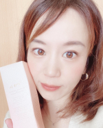 +eais（プラスエアイズ）なんとこちらオールインワン！ 洗顔後これ一本で全ての工程が終わる！ ズボラな私には合ってる😉 使い方は、顔を洗ってきて  ➀缶を縦に振ります&hellip;のInstagram画像