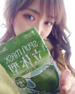 スパンマスク🟢個人的に好きなカーキ🍀男性にもおすすめ✨オシャレな色で顔が締まるの🤗私はこの色かなり好みです🌈個包装で衛生的🍀#ISDGマスク #医食同源ドットコ&hellip;のInstagram画像