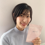 潤いたっぷりふきとり洗顔シートピーリングパッドポアノを使ってみました💁&zwj;♀️美容成分【⠀ヒアルロン酸、コラーゲン、セラミド】が染み込んだピーリングパッドで朝の洗顔と保湿が同時にでき&hellip;のInstagram画像