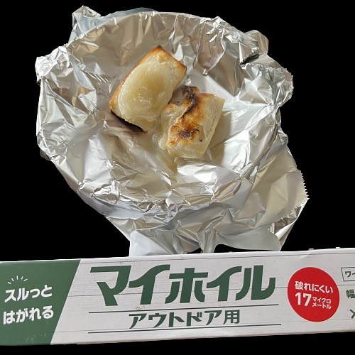 口コミ投稿：マイホイルアウトドア用１０ｍ.厚み：17μｍサイズ：30cm×10m厚手のアルミホイルにシ…