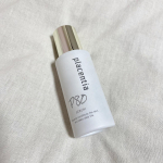 placentia の placentiaセラム🥳〜〜〜〜〜・純日本産の美容液・非加水高濃度プラセンタエキス80％配合の 1本のほとんどが美容成分で出来ている濃厚美容液。・やや&hellip;のInstagram画像