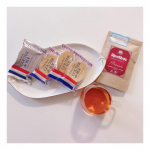 今日の10時のおやつ💕✨お年賀でいただいたお菓子と共に株式会社TIGERさんの無農薬、有機栽培、オーガニック認証のプレミアム・ルイボスティー！！✨💕年齢とともに胃腸が弱くなっているわた&hellip;のInstagram画像