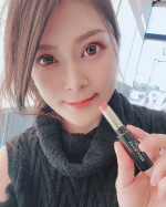 エポラーシェ @eporashe さんの無添加化粧品モイスチャーリップスティック💄カラーは秋冬にぴったりのリッチレッド唇にかかせない4大成分★ヒアルロン酸フィリングスフ&hellip;のInstagram画像