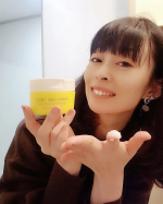 気になる毛穴の黒ずみ汚れをすっきり!!じゅわっととろけるクレンジングバームをお試ししてみました😊PERFECT ONE FOCUSパーフェクトワン フォーカス【スムースクレンジ&hellip;のInstagram画像