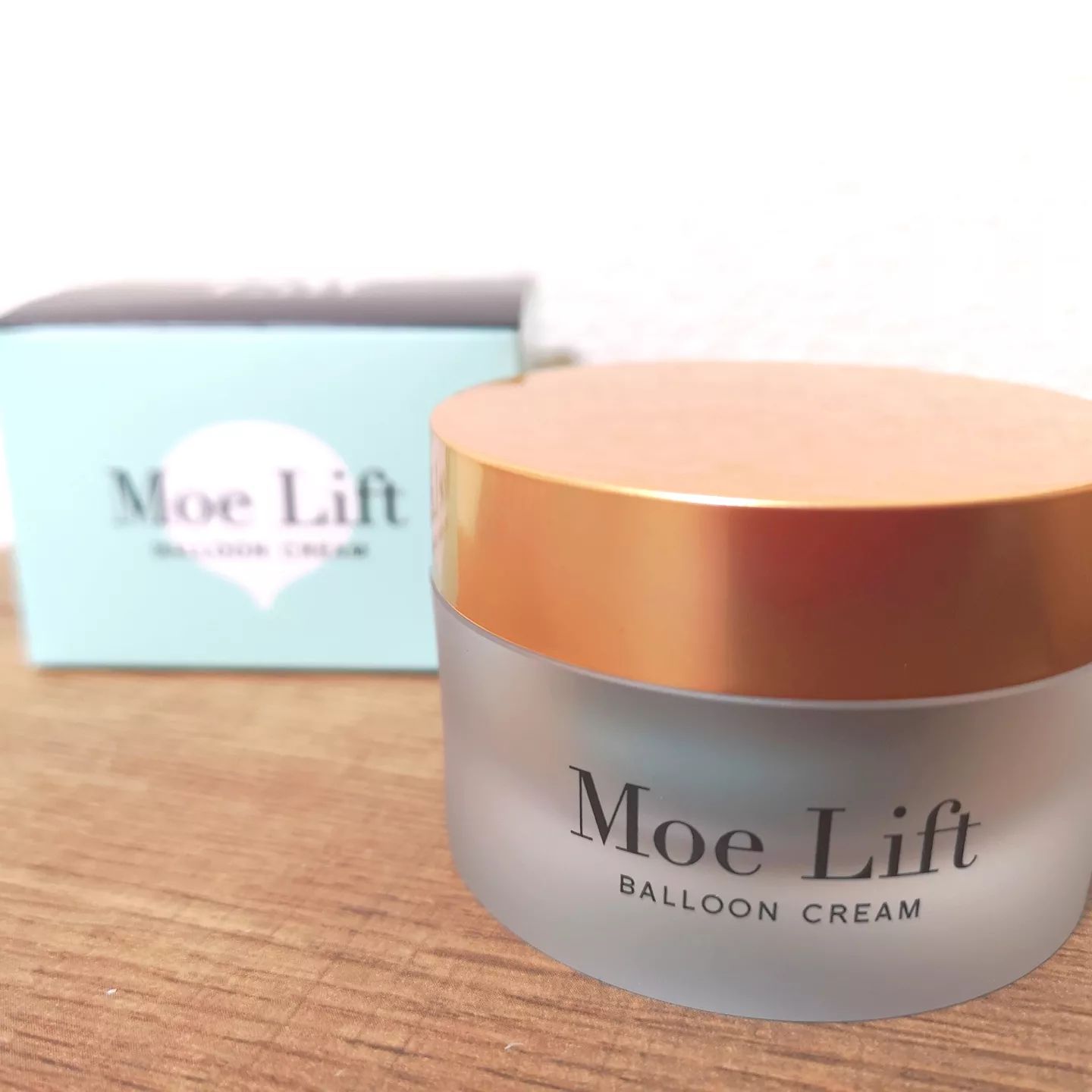 口コミ投稿：『MoeLift』年齢を重ねた肌に潤いとハリを与えるプレミアムモイスチャークリーム♡冬…