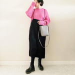 𓃟ﻌﻌﻌ❤︎𓃟ﻌﻌﻌ❤︎#ootdknit&rarr; @manana_suerteonepiece&rarr; @eur3_itokinbag&rarr; @tokyohyakka shoes&rarr; @s&hellip;のInstagram画像