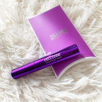 CELLCODE STEM EYELASH SERUMヒト臍帯血由来幹細胞&times;ヒト臍帯由来幹細胞のW配合のまつ毛美容液‪꒰ঌ❤️໒꒱よくあるブラシですが先端に丸いぽんぽんがつ&hellip;のInstagram画像