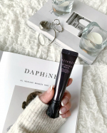 Attenir ⭐︎少し前までは気にならなかった目尻のシワ&hellip;以前だったら、にこーっと笑っても直ぐにピーンッと元通りだったのに&hellip;💦最近は、シワ対策に力を入れはじめています&hellip;のInstagram画像