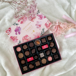 𝑀𝑎𝑟𝑦'𝑠 𝑐ℎ𝑜𝑐𝑜𝑙𝑎𝑡𝑒メリーチョコレート u0040marychocolate.jp のグレイシャスファンシーチョコレート🍫💗パッケージもショップ袋もとっても可愛くてタイプでした&hellip;のInstagram画像