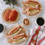 わんぱくコロッケサンド𓂃𓌉𓏸ꕚ自家製食パンに味のちぬやさんの黒毛和牛入りコロッケキャベツにんじんしりしり贅沢にも黒毛和牛入りコロッケは、お肉のお味がすごくておいしかった&hellip;のInstagram画像