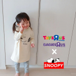 かわいいスヌーピーワンピ。最近スヌーピー好きな娘。(というのもUNIQL○のフリースパジャマばかり着ていて「スヌーピーのふわふわちゃん」と呼んでてハマってる笑 おそろいの子いるかな？)&hellip;のInstagram画像