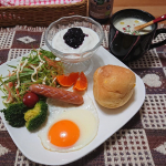 .我が家の定番 モーニングプレートアンバサダーを勤めさせていただいてることから JA全農おおいた様から毎月のように大量に届けられるねぎ😆せっかくなので白ねぎの葉も全て美味しくいただきたいってこ&hellip;のInstagram画像