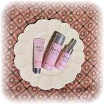 .少し前に誕生日を迎え、またひとつ歳を重ねました💐年齢を重ねた分、お肌の悩みは増えていくけど、対策できるものを探す楽しみもある👍✨年齢肌の悩みにライン使いでケアできる『薬用フラビア&hellip;のInstagram画像