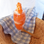 奇跡の人参ジュースご存じでしょうか？出口崇仁農園の奇跡の人参を使用したとっても美味しい人参ジュース野菜系のジュースがなかなか飲めない私と子供も美味しく頂きました後味&hellip;のInstagram画像