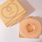 ♡\ 今日のおやつ🧁 /八天堂のバウムクーヘン&hearts;️クリームパンで有名な八天堂からバウムクーヘンが発売されてた🤤中央がハート型で可愛いね😍八天堂のくりーむぱんをイメー&hellip;のInstagram画像