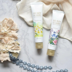 .ハリーハリー　大人のハンドバーム消毒や手洗いで乾燥しやすい手指と爪がを同時にケア出来る《#ハンドバーム》です。貴重な天然植物オイルのアルガンオイルとプラセンタ、コラーゲンを贅沢に&hellip;のInstagram画像