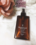 ※【モニター品】株式会社コスメプロ　様Herbal Leafヘアオイル　flesh tea✨髪を乾かす前に数プッシュほんのり爽やかな香りがします✨使用し&hellip;のInstagram画像