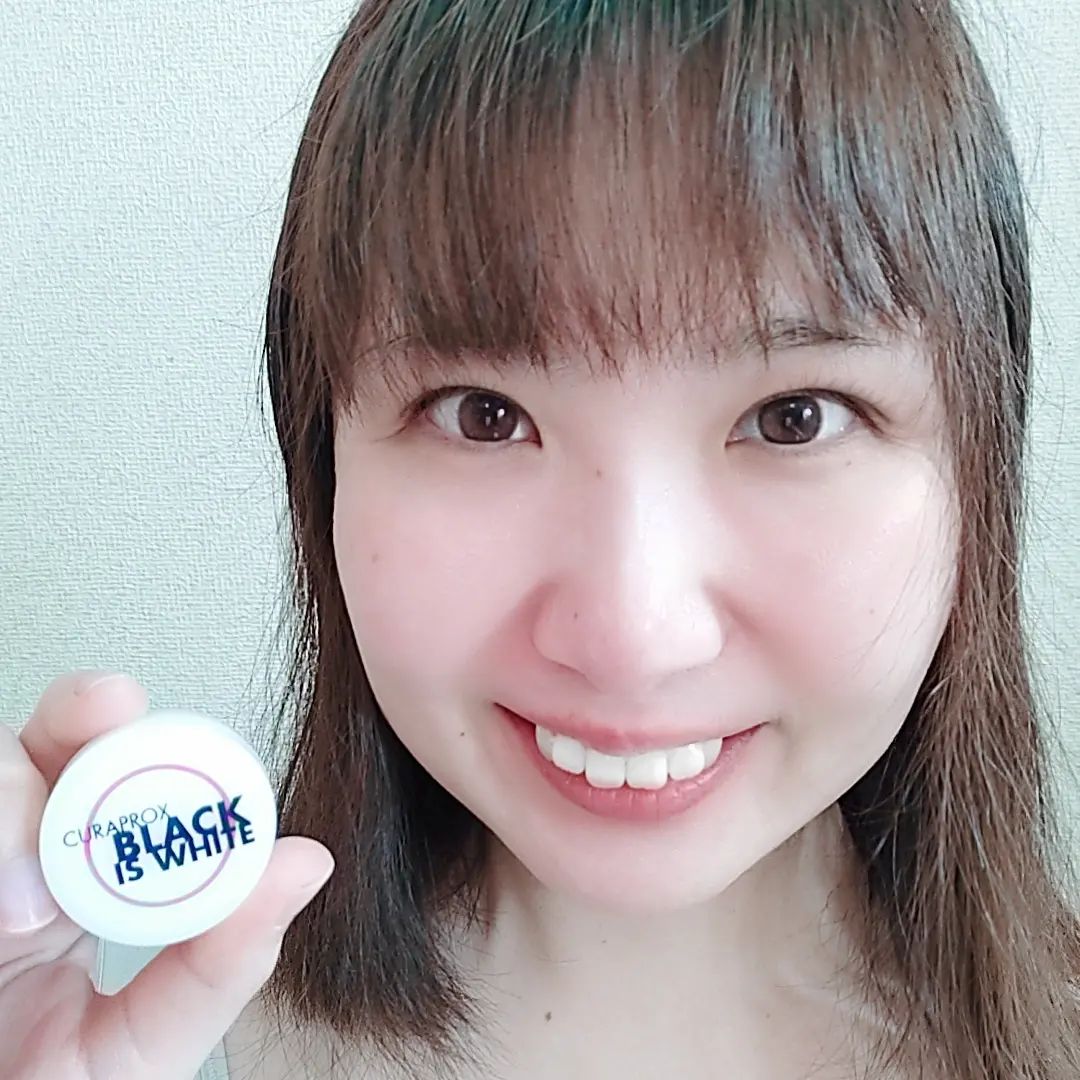 口コミ投稿：ブラックイズホワイトを試しました!チューブタイプの歯磨きばかり使っていたので最初…